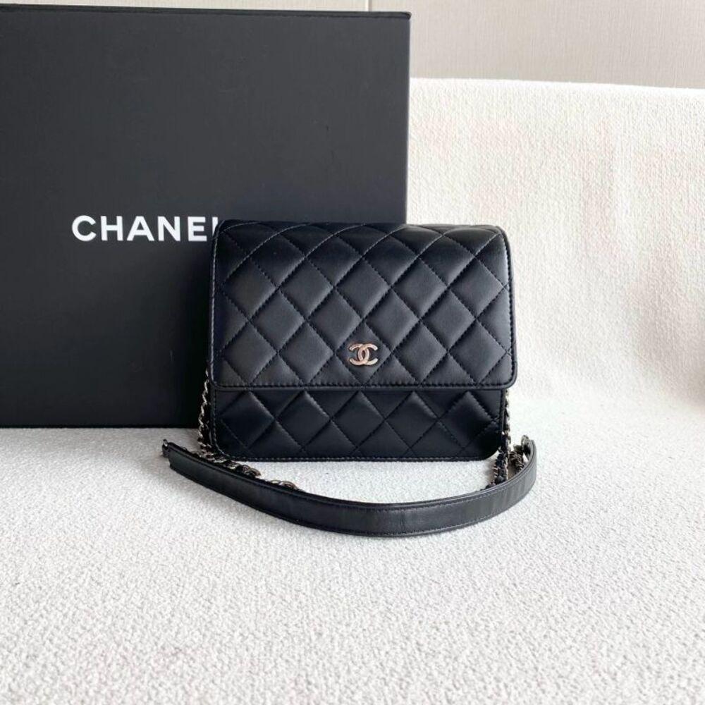 Chanel Women Pre-Loved Bag Very Good Condition